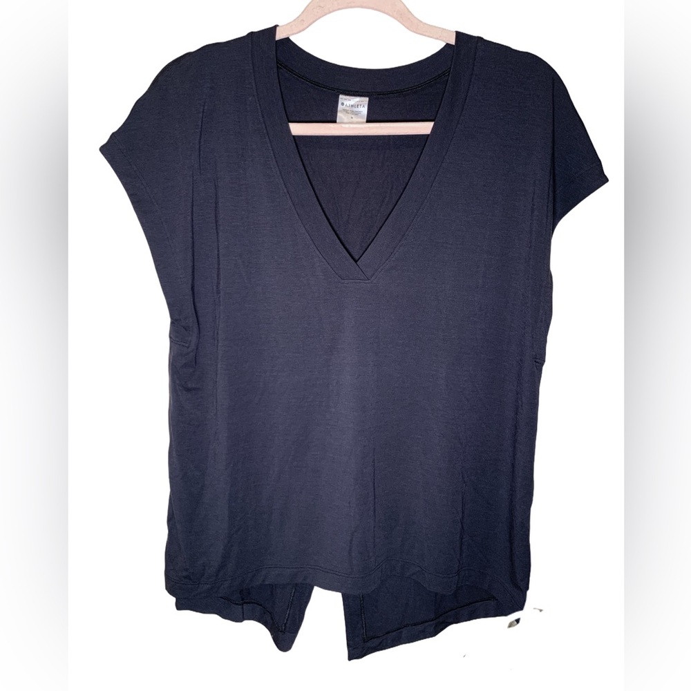 Athleta black cap sleeve tee. Tie back. Size M.